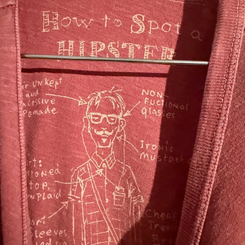 Lucky Brand Graphic Dont Feed The Hipster Mens Medium 100% Cotton Sleeveless - Picture 3 of 4